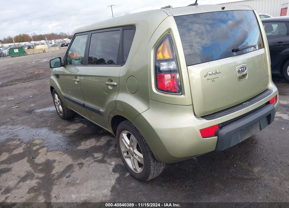 2011 KIA SOUL VIN: KNDJT2A2XB7330388