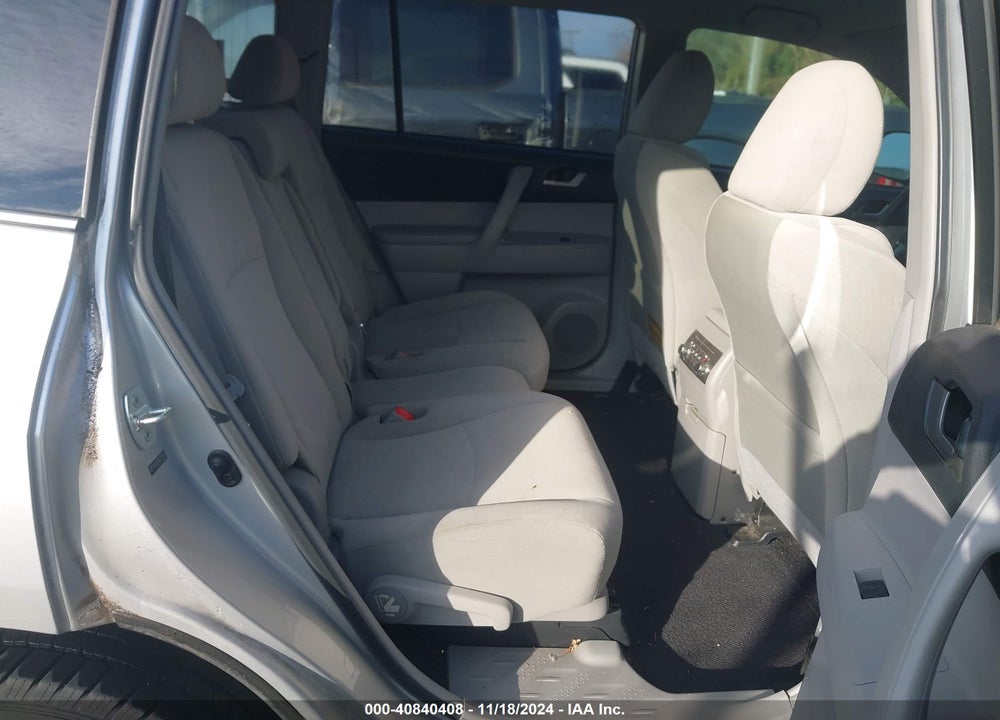 2013 TOYOTA HIGHLANDER BASE PLUS V6 VIN: 5TDZK3EH4DS110473