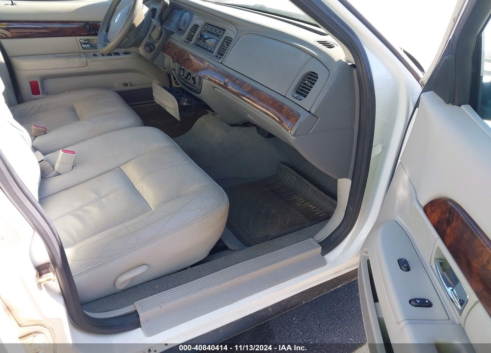 2005 MERCURY GRAND MARQUIS VIN: 2MEFM74W85X611570