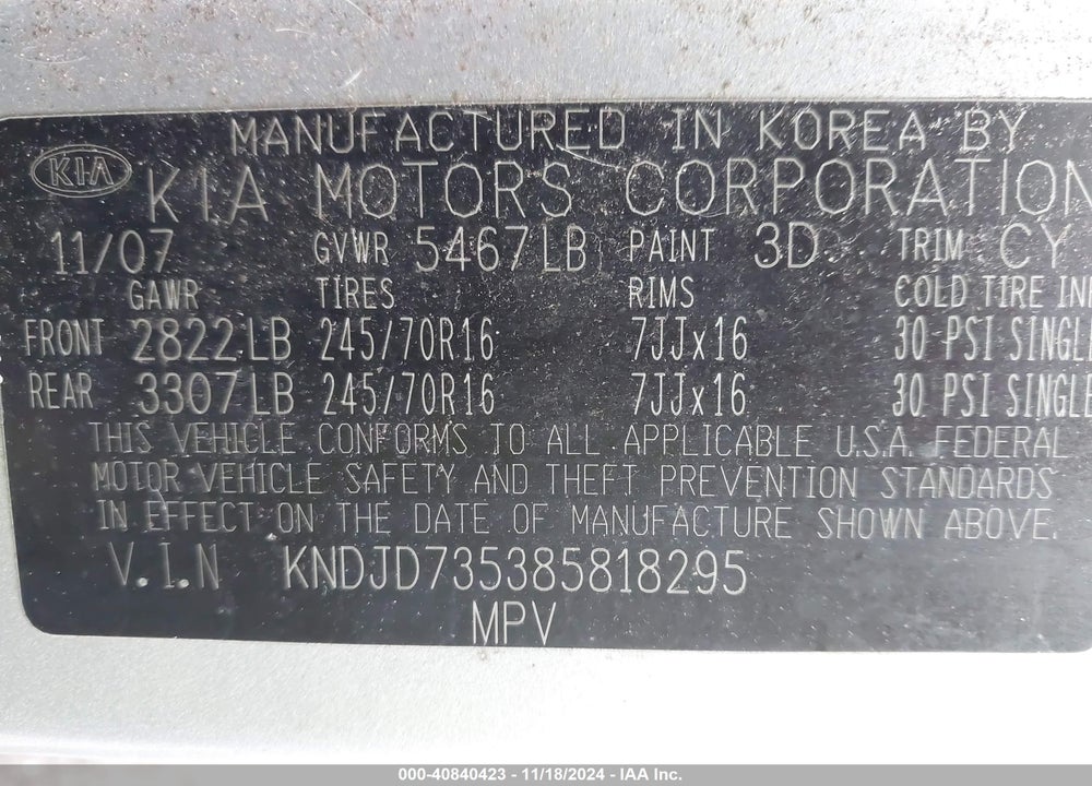 2008 KIA SORENTO LX VIN: KNDJD735385818295