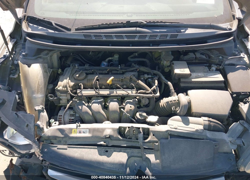 2014 HYUNDAI ELANTRA SE VIN: 5NPDH4AE7EH477093