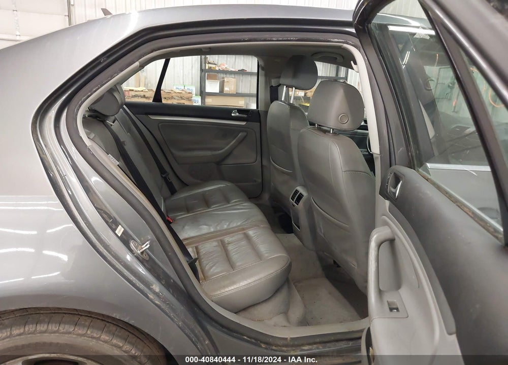 2006 VOLKSWAGEN JETTA TDI VIN: 3VWDT81K96M771907