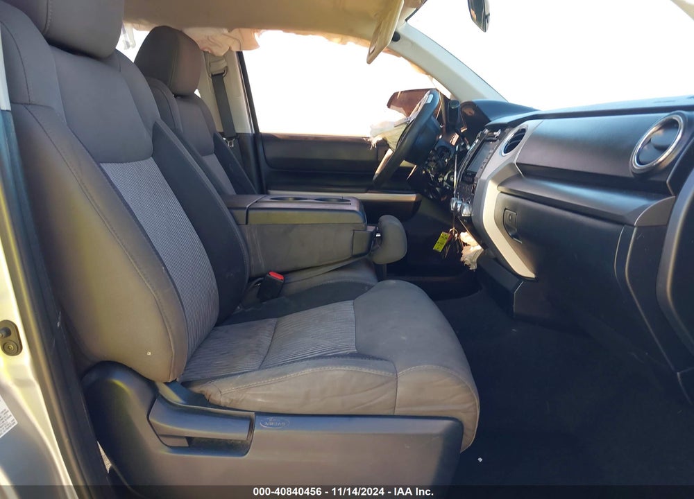 2016 TOYOTA TUNDRA SR5 4.6L V8 VIN: 5TFEM5F16GX107787