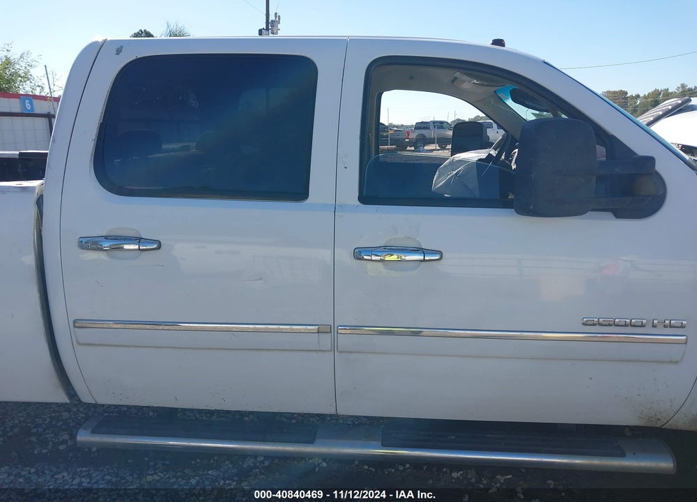 2014 CHEVROLET SILVERADO 3500HD LT VIN: 1GC4K0C84EF129604