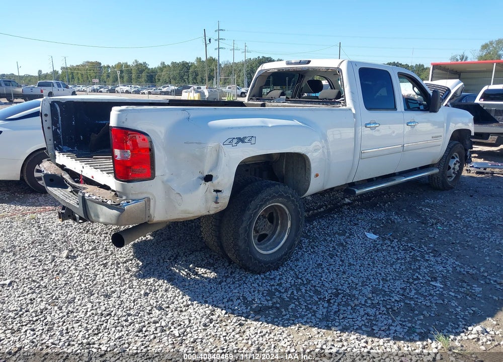 2014 CHEVROLET SILVERADO 3500HD LT VIN: 1GC4K0C84EF129604