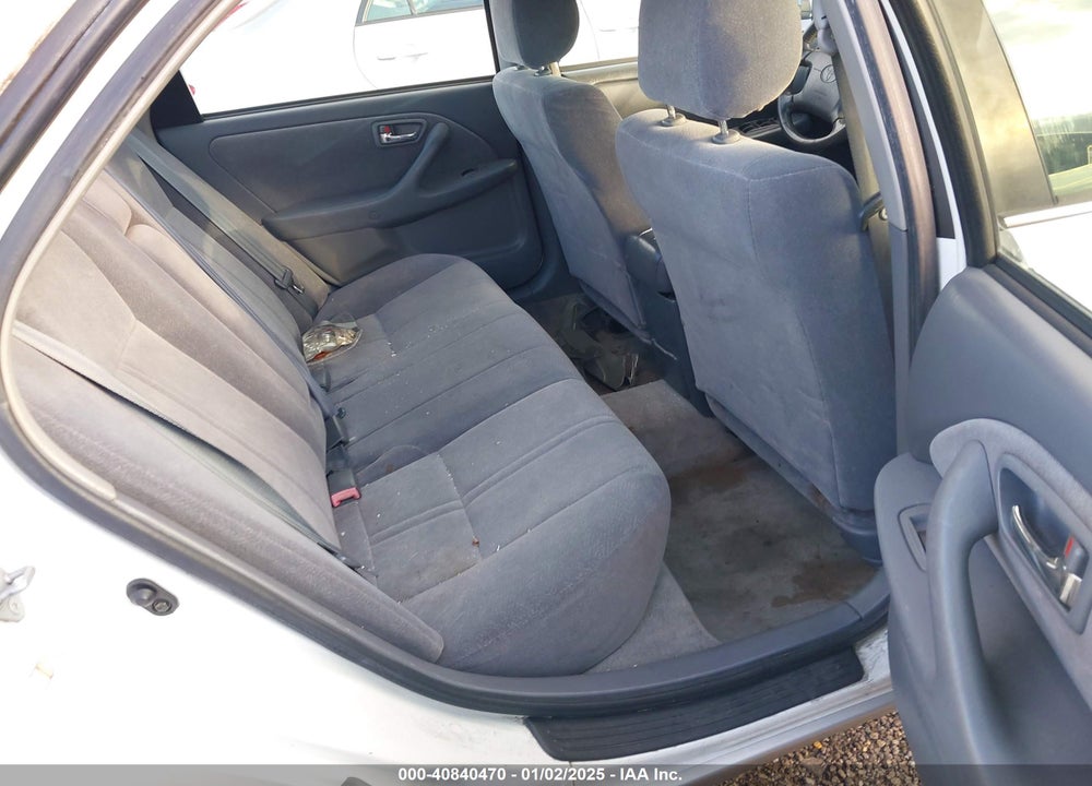 2001 TOYOTA CAMRY VIN: JT2BG22K410571211