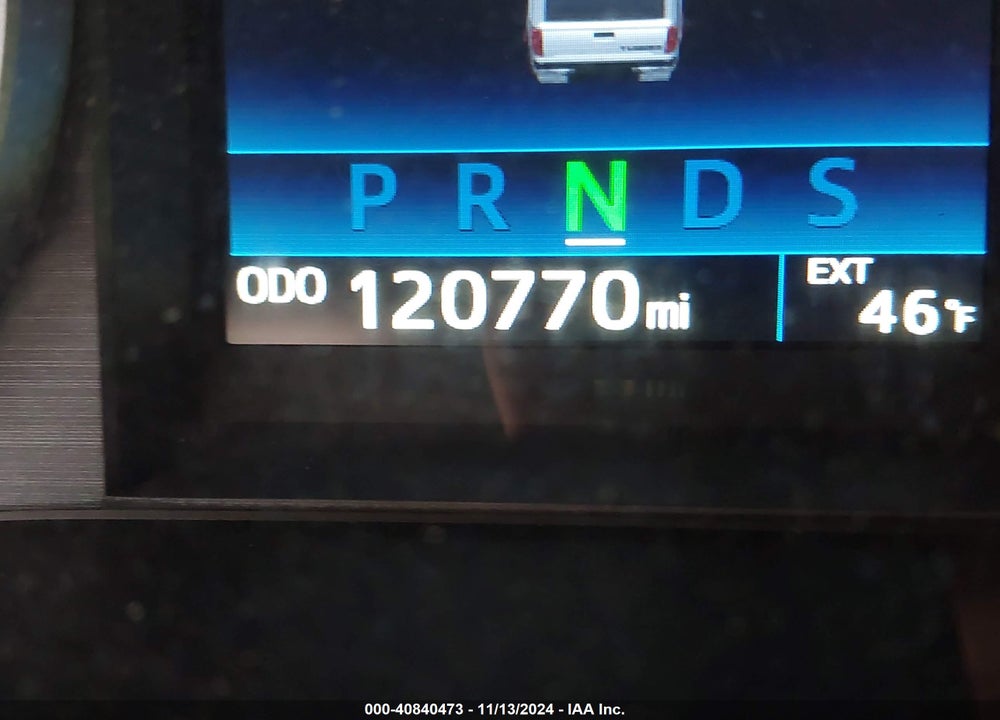 2016 TOYOTA TUNDRA SR5 5.7L V8 VIN: 5TFDY5F17GX567184