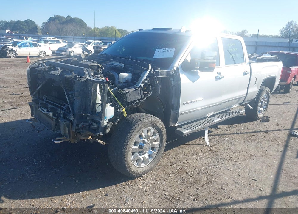 2018 GMC SIERRA 2500HD DENALI VIN: 1GT12UEY0JF194595