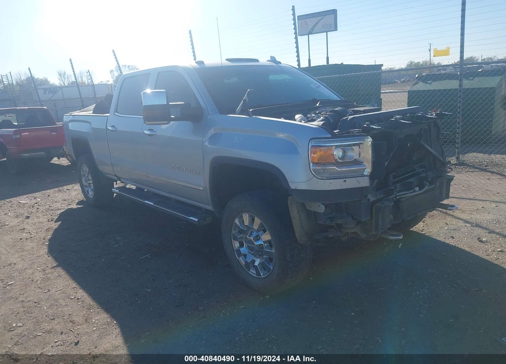 2018 GMC SIERRA 2500HD DENALI VIN: 1GT12UEY0JF194595