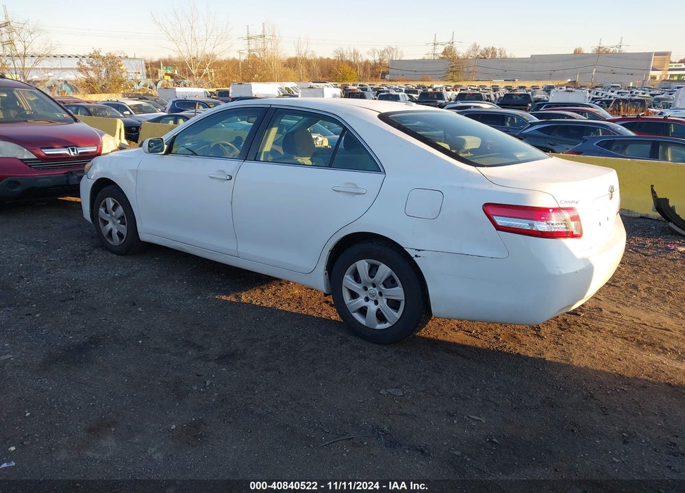 2011 TOYOTA CAMRY LE VIN: 4T1BF3EK5BU618800