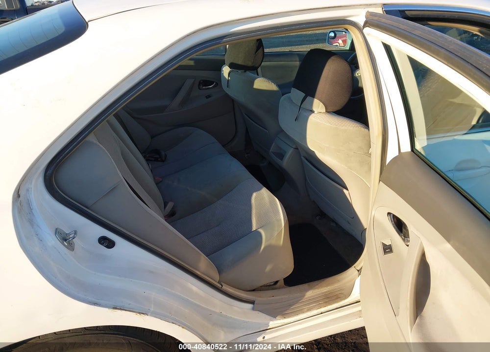 2011 TOYOTA CAMRY LE VIN: 4T1BF3EK5BU618800