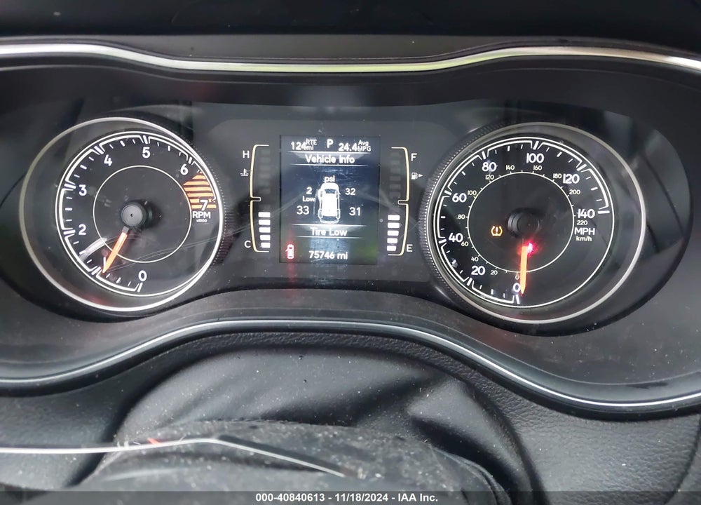 2019 JEEP CHEROKEE VIN: 1C4PJLLBXKD110558
