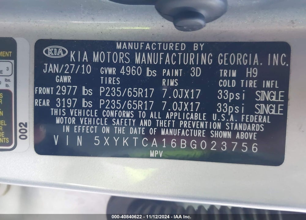 2011 KIA SORENTO LX VIN: 5XYKTCA16BG023756