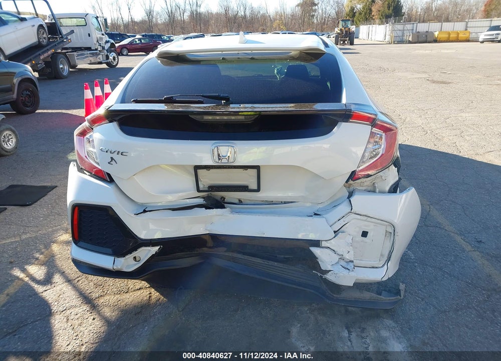 2018 HONDA CIVIC EX VIN: SHHFK7H5XJU220132