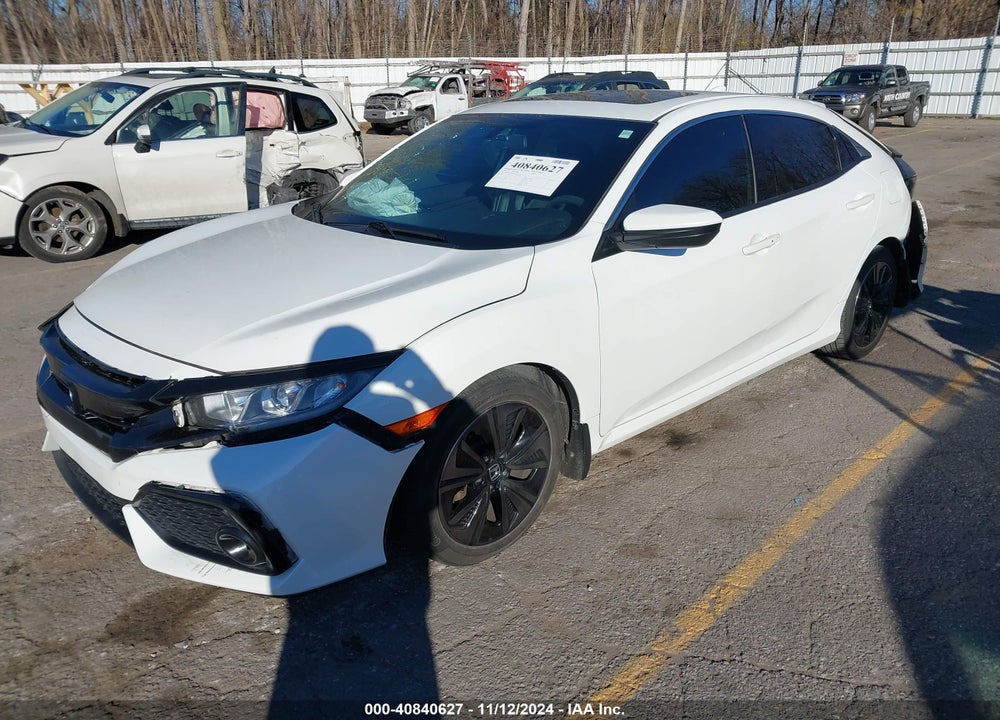 2018 HONDA CIVIC EX VIN: SHHFK7H5XJU220132