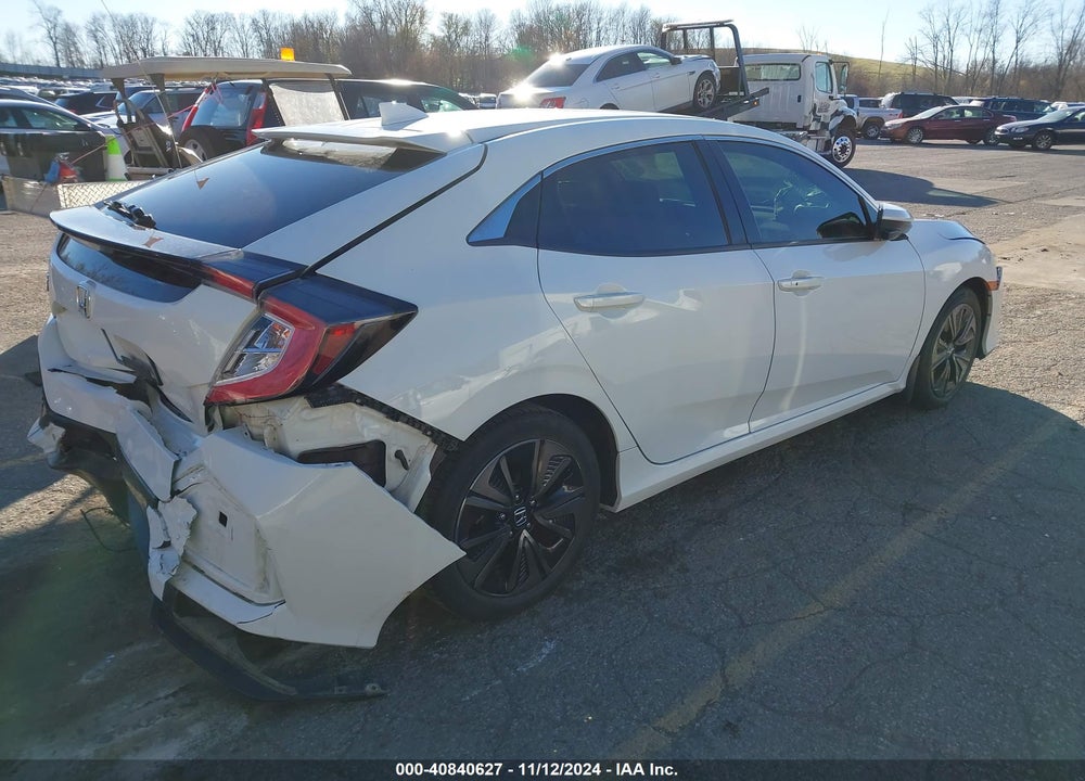 2018 HONDA CIVIC EX VIN: SHHFK7H5XJU220132
