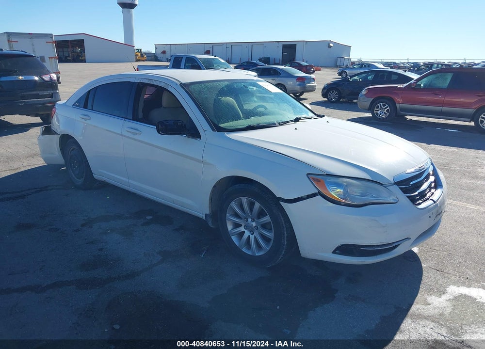 2011 CHRYSLER 200 TOURING VIN: 1C3BC1FB7BN522679