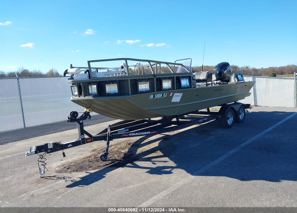 2022 TRACKER GRIZZLY VIN: BUJ50463J122