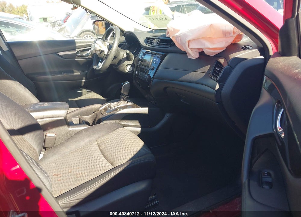 2017 NISSAN ROGUE S VIN: JN8AT2MTXHW133650