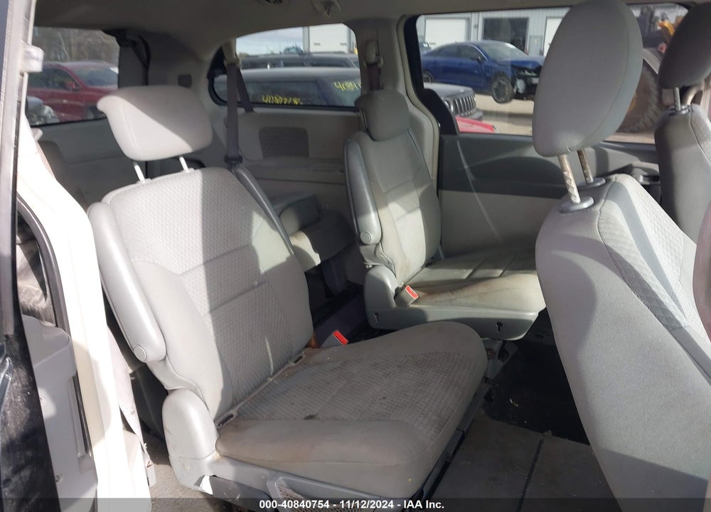 2010 CHRYSLER TOWN & COUNTRY TOURING VIN: 2A4RR5D11AR212453
