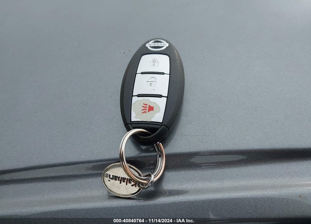 2017 NISSAN PATHFINDER S VIN: 5N1DR2MM5HC914198