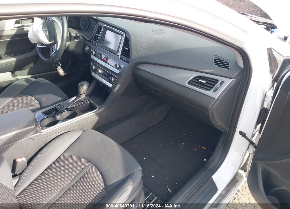2019 HYUNDAI SONATA SEL VIN: 5NPE34AF8KH812630