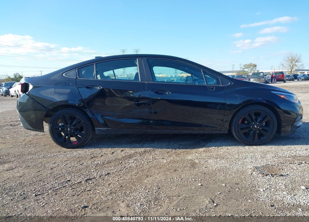 2018 CHEVROLET CRUZE LT AUTO VIN: 1G1BE5SM3J7122585