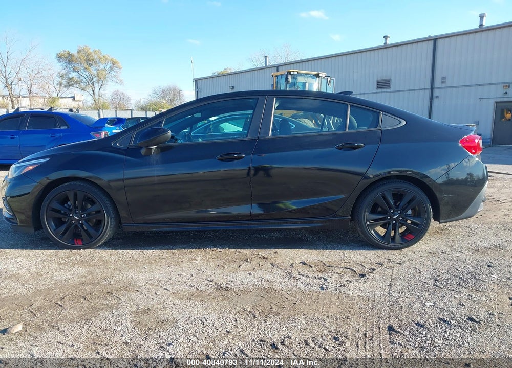 2018 CHEVROLET CRUZE LT AUTO VIN: 1G1BE5SM3J7122585