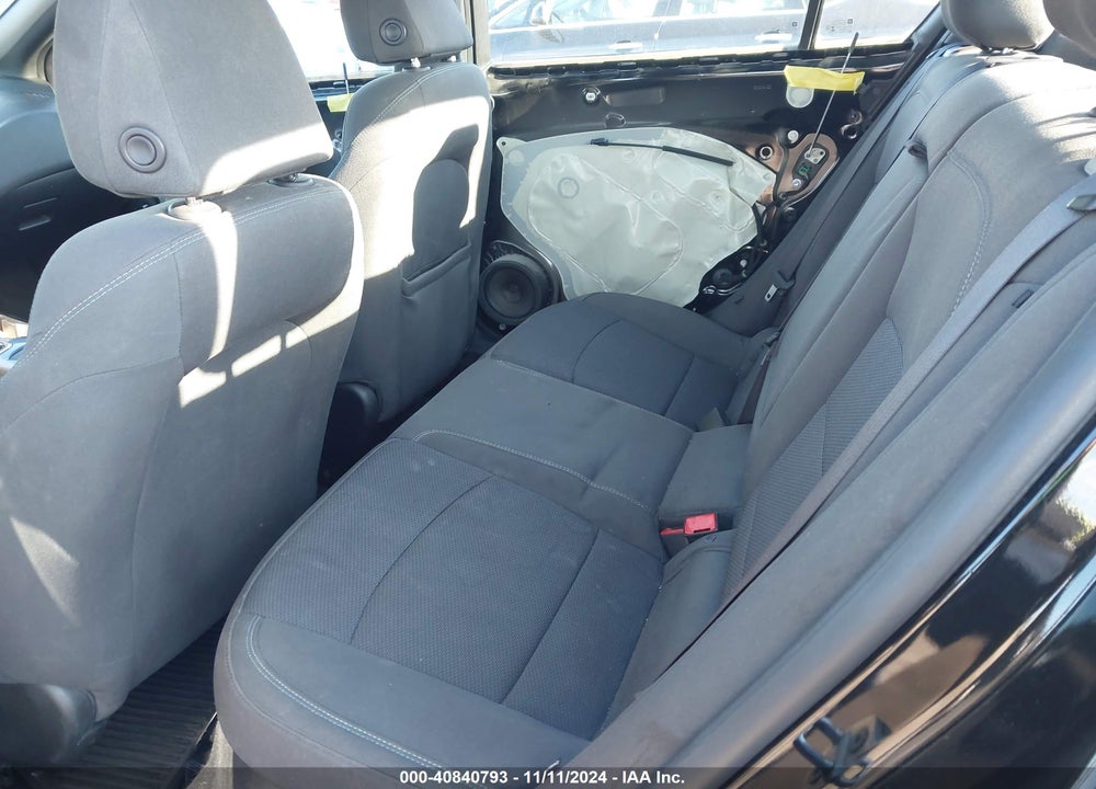 2018 CHEVROLET CRUZE LT AUTO VIN: 1G1BE5SM3J7122585
