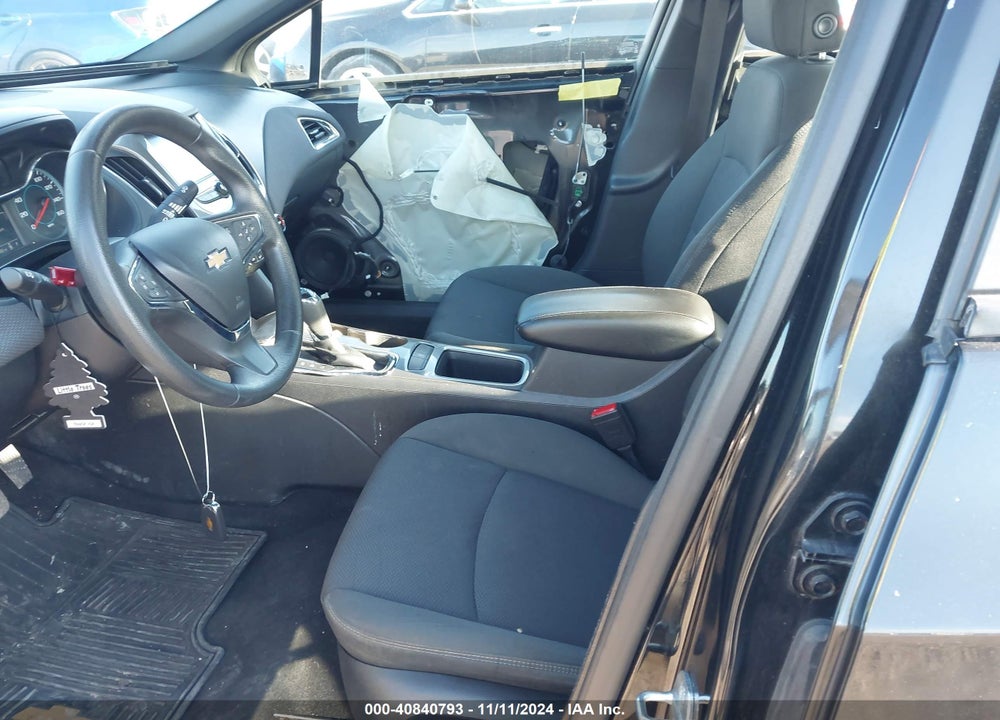 2018 CHEVROLET CRUZE LT AUTO VIN: 1G1BE5SM3J7122585