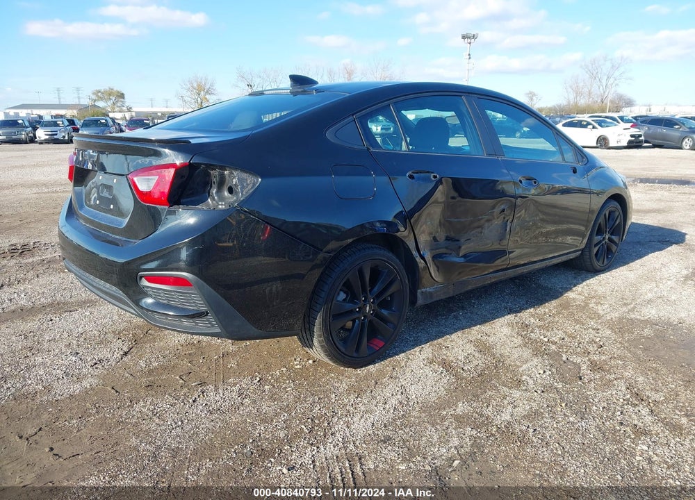 2018 CHEVROLET CRUZE LT AUTO VIN: 1G1BE5SM3J7122585