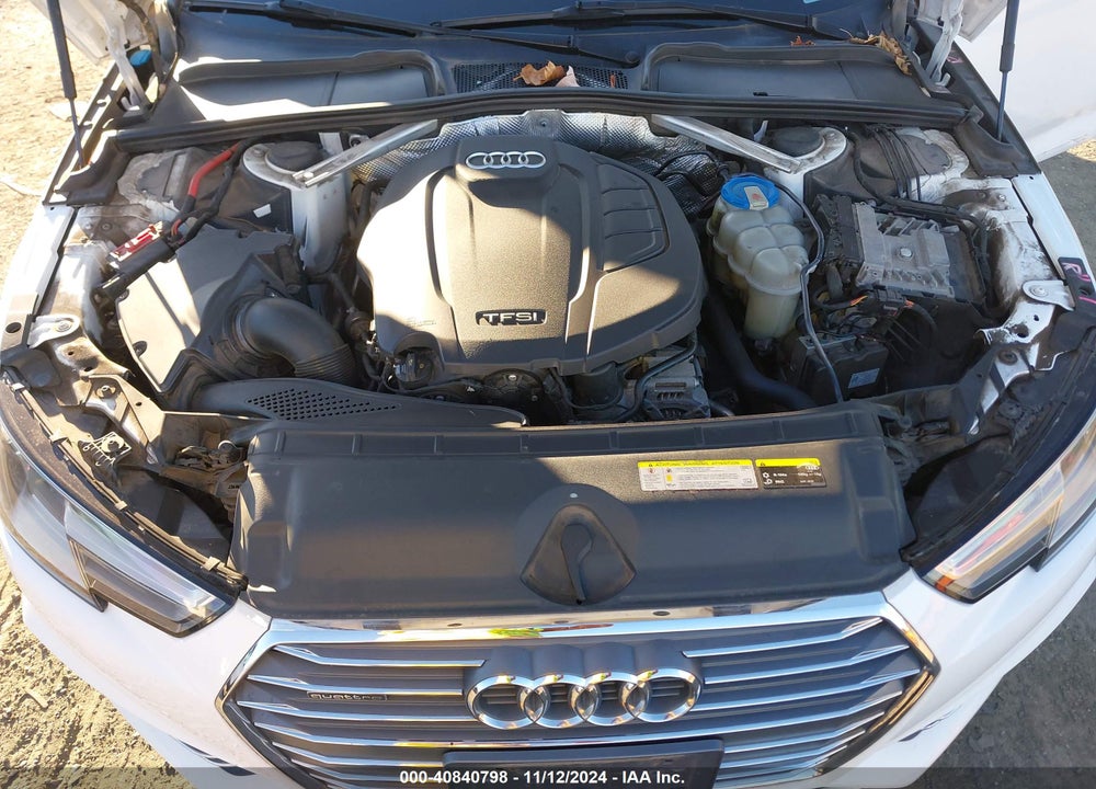 2017 AUDI A4 2.0T SEASON OF  PREMIUM VIN: WAUDNAF43HN045531