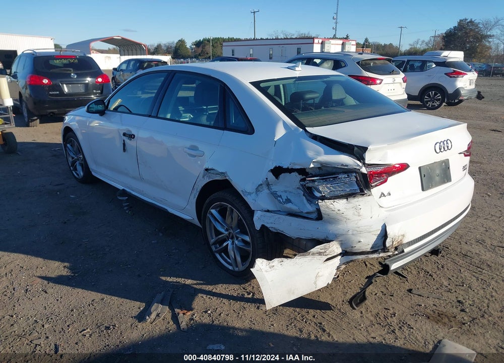 2017 AUDI A4 2.0T SEASON OF  PREMIUM VIN: WAUDNAF43HN045531