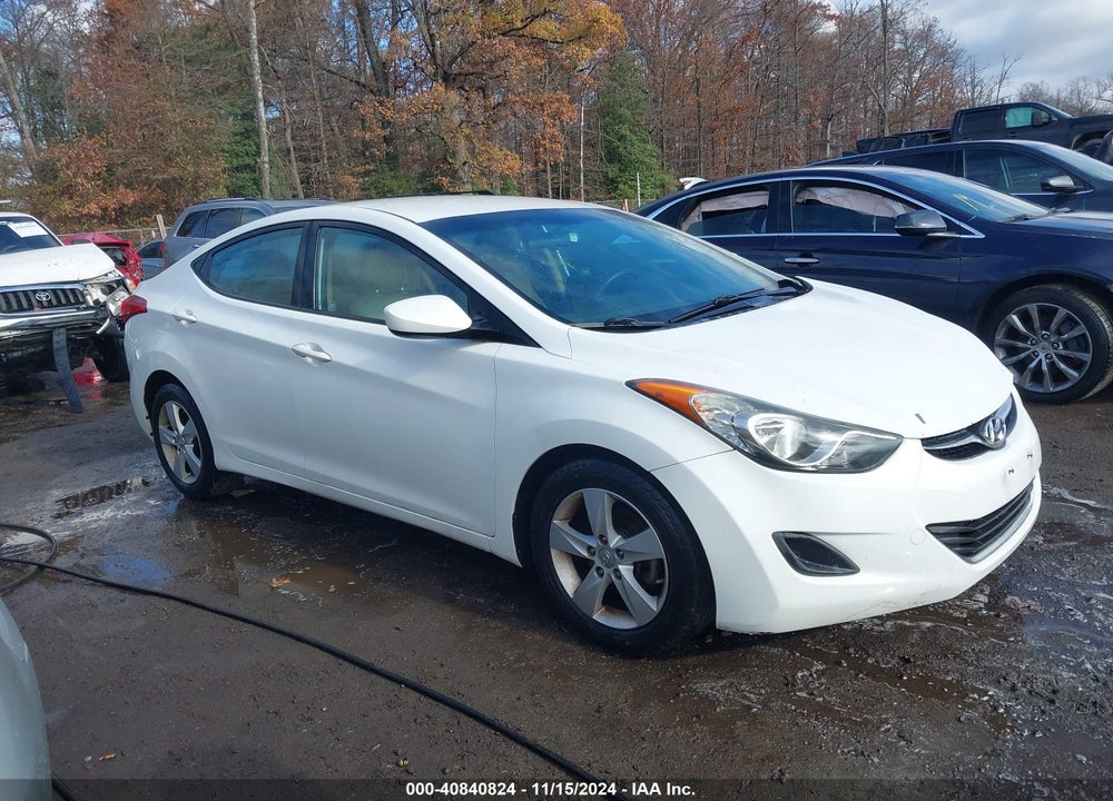 2013 HYUNDAI ELANTRA GLS VIN: 5NPDH4AE4DH311855