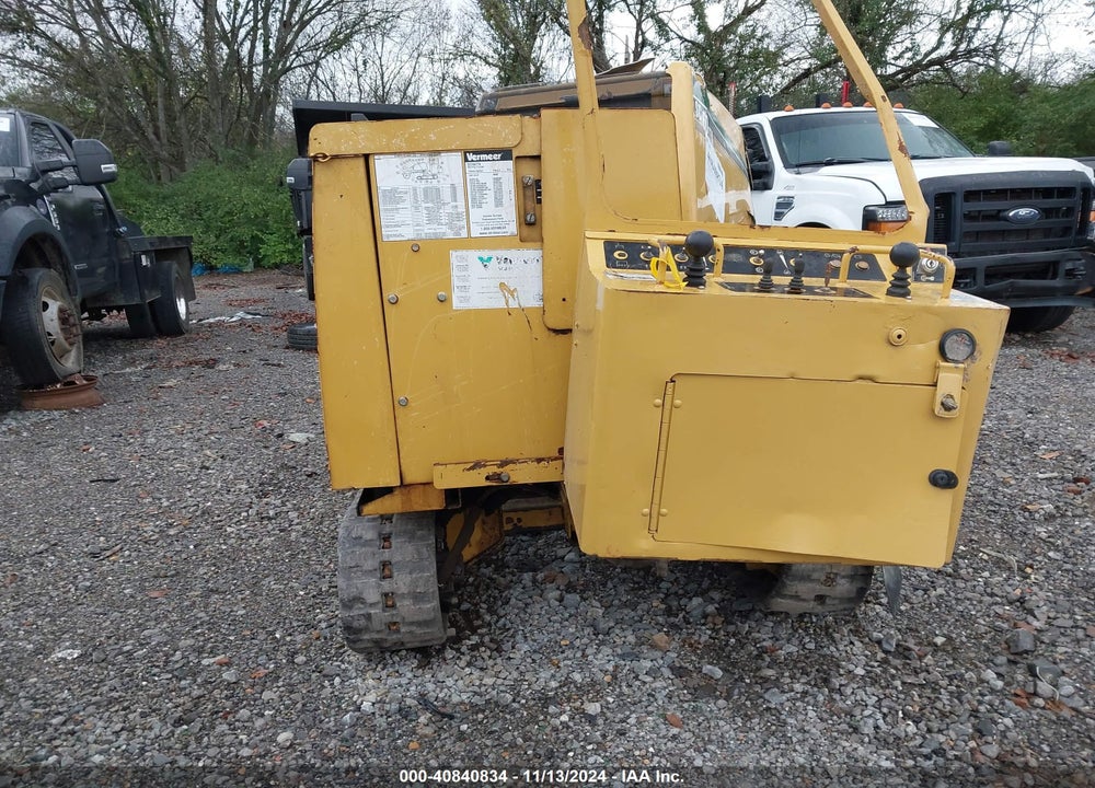 2014 VERMEER MFG. CO. --- VIN: 1VRY12056E1002327