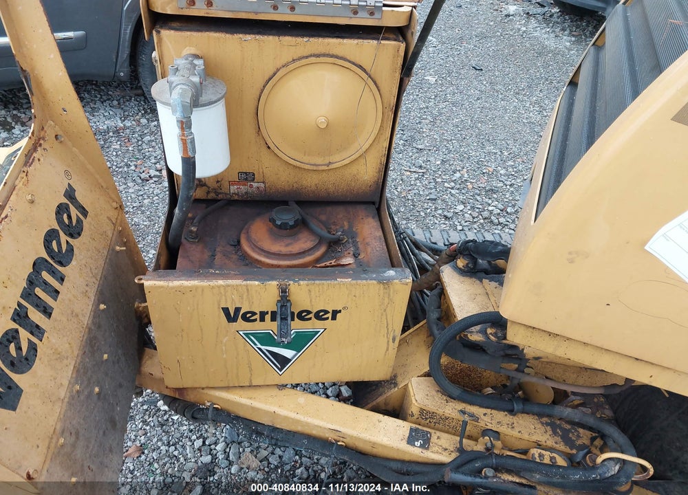 2014 VERMEER MFG. CO. --- VIN: 1VRY12056E1002327