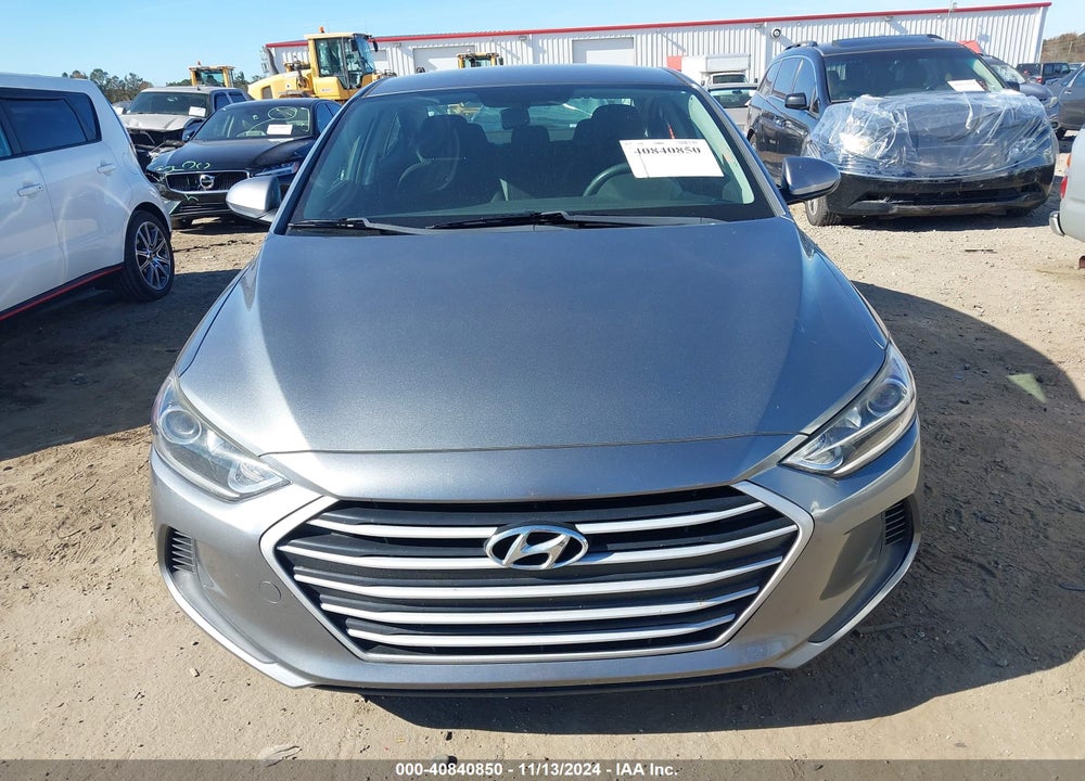 2018 HYUNDAI ELANTRA SE VIN: KMHD74LF5JU523671