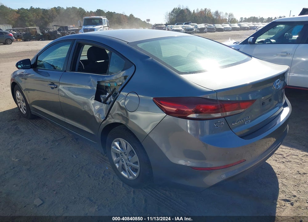 2018 HYUNDAI ELANTRA SE VIN: KMHD74LF5JU523671