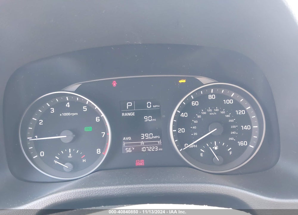 2018 HYUNDAI ELANTRA SE VIN: KMHD74LF5JU523671
