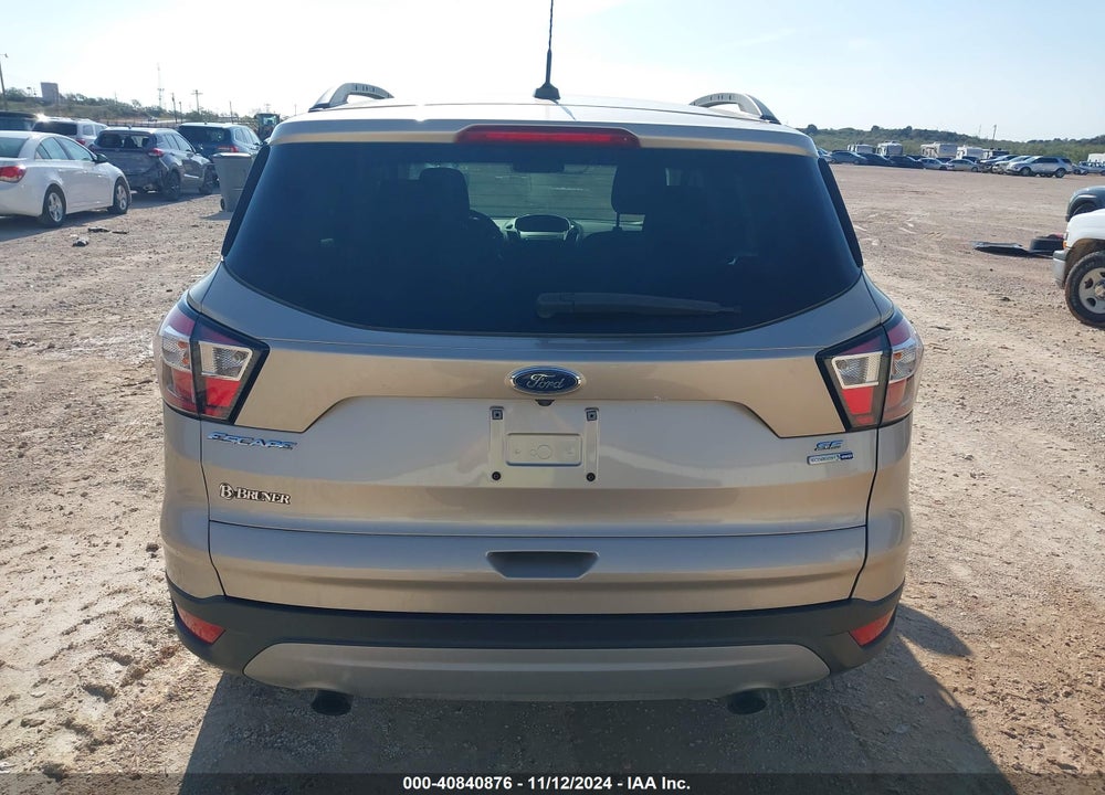 2018 FORD ESCAPE SE VIN: 1FMCU9GD8JUD42140