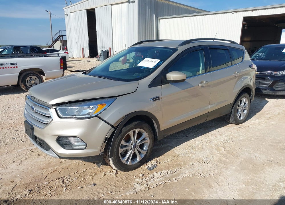 2018 FORD ESCAPE SE VIN: 1FMCU9GD8JUD42140