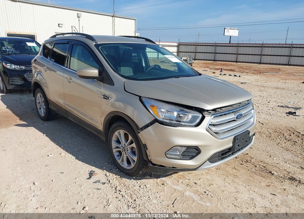2018 FORD ESCAPE SE VIN: 1FMCU9GD8JUD42140