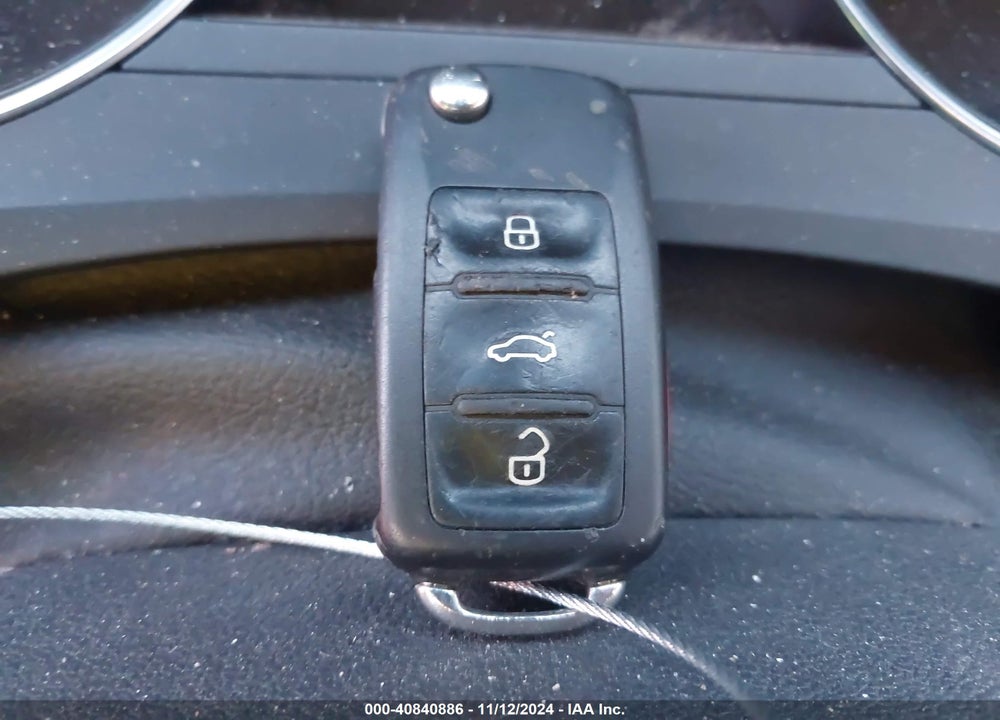 2015 VOLKSWAGEN JETTA 1.8T SE VIN: 3VWD17AJ0FM259671