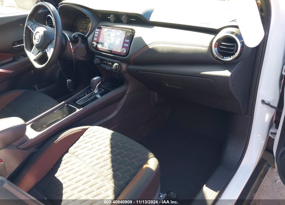 2023 NISSAN KICKS SR XTRONIC CVT VIN: 3N1CP5DV2PL489061