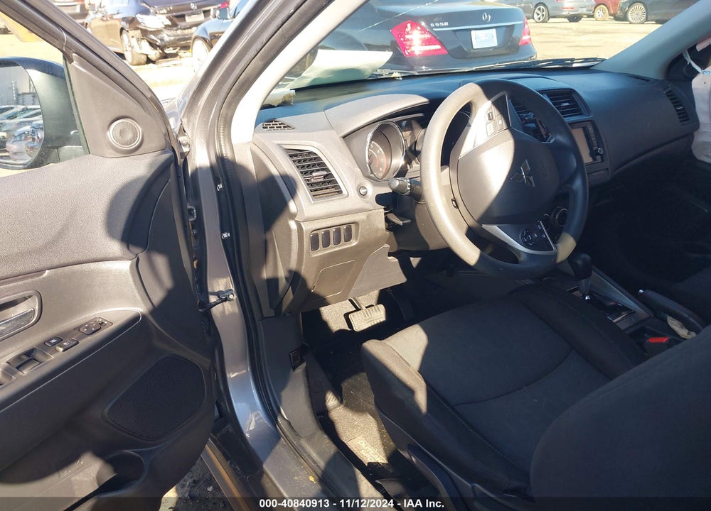 2020 MITSUBISHI OUTLANDER SPORT 2.0 ES VIN: JA4AP3AU2LU021846