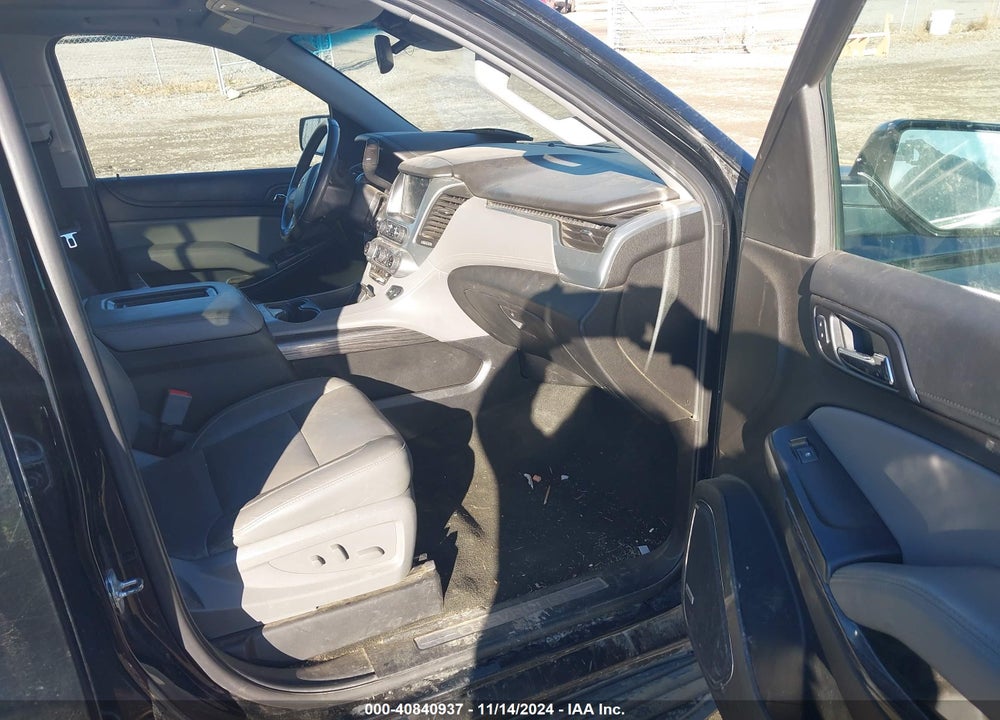 2018 CHEVROLET SUBURBAN LT VIN: 1GNSKHKC0JR356185