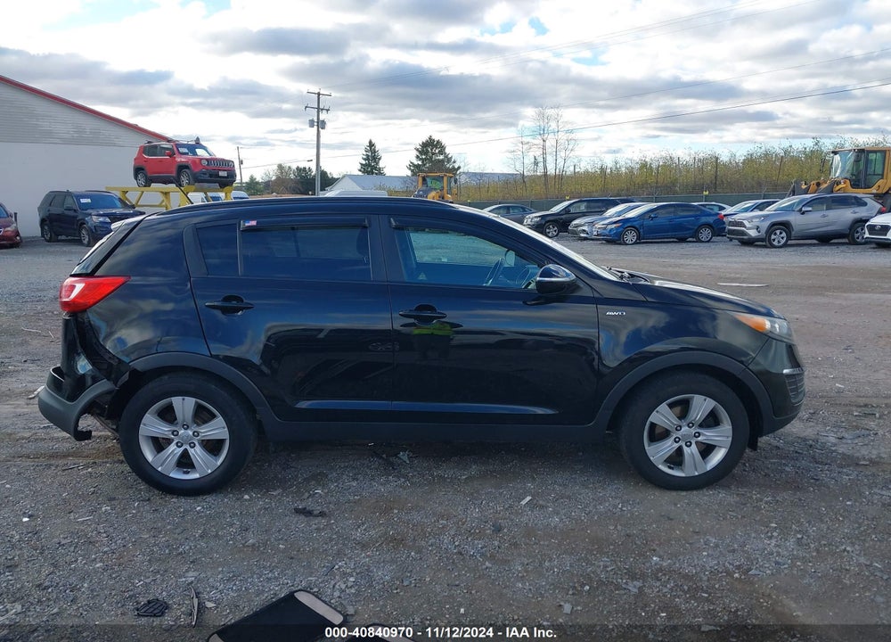 2011 KIA SPORTAGE LX VIN: KNDPBCA26B7097564