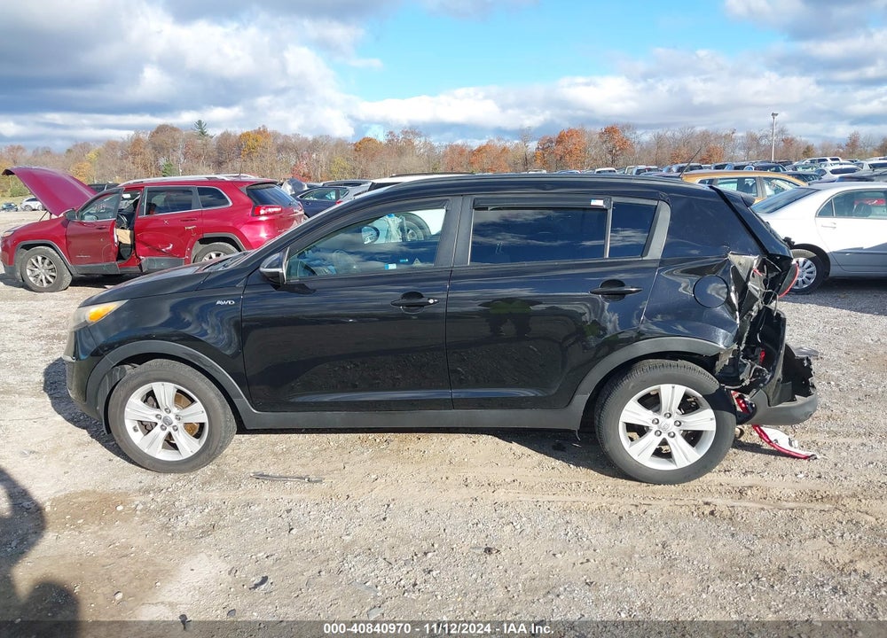 2011 KIA SPORTAGE LX VIN: KNDPBCA26B7097564