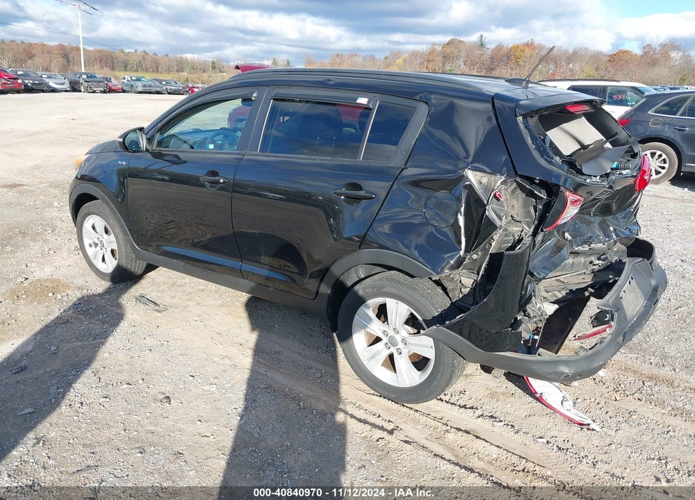 2011 KIA SPORTAGE LX VIN: KNDPBCA26B7097564