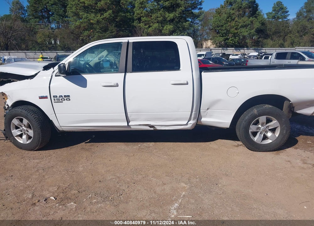 2019 RAM 1500 CLASSIC SLT 4X2 6'4 BOX VIN: 1C6RR6TTXKS653715